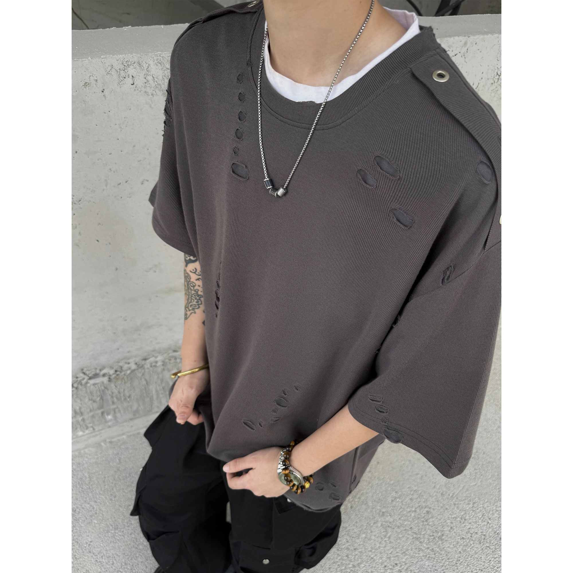 DAREASY T