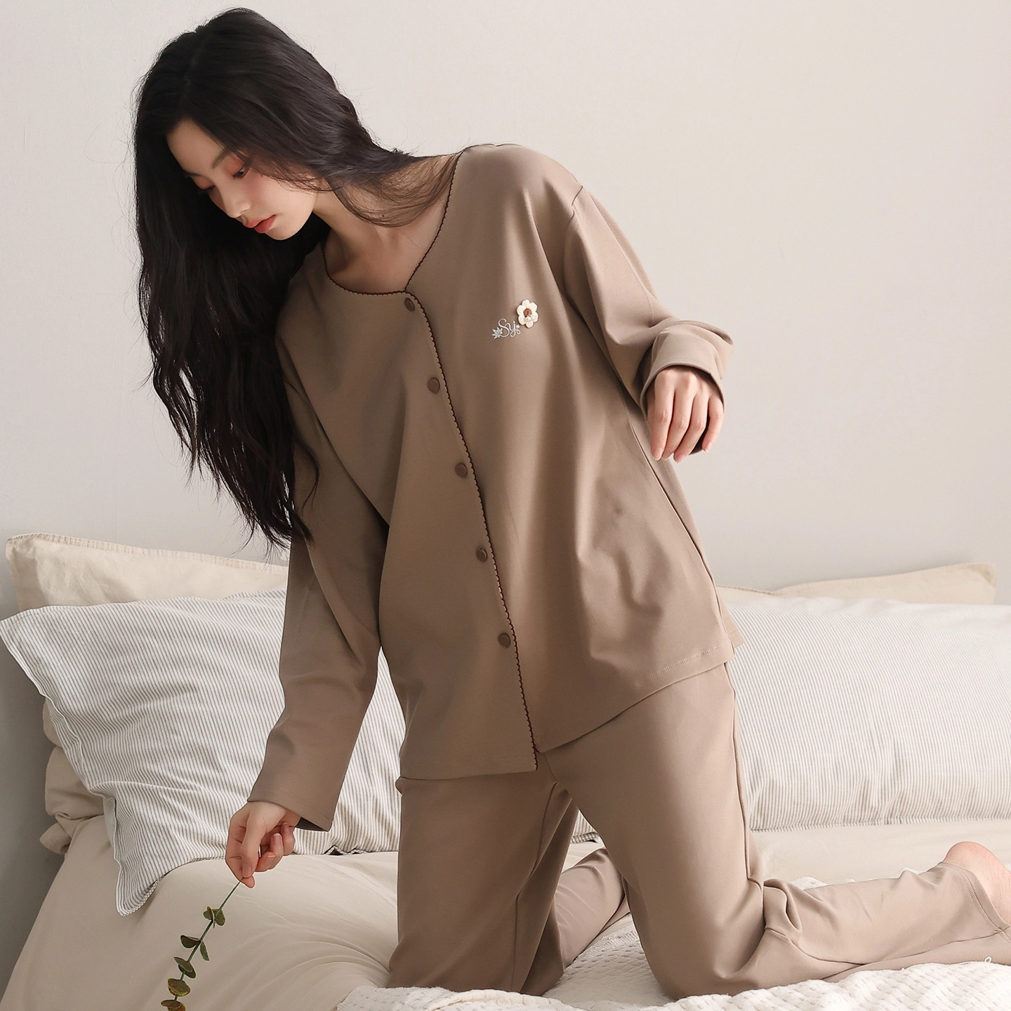 都市丽人 微弹长袖开衫简约高级感家居服睡衣套装 女款