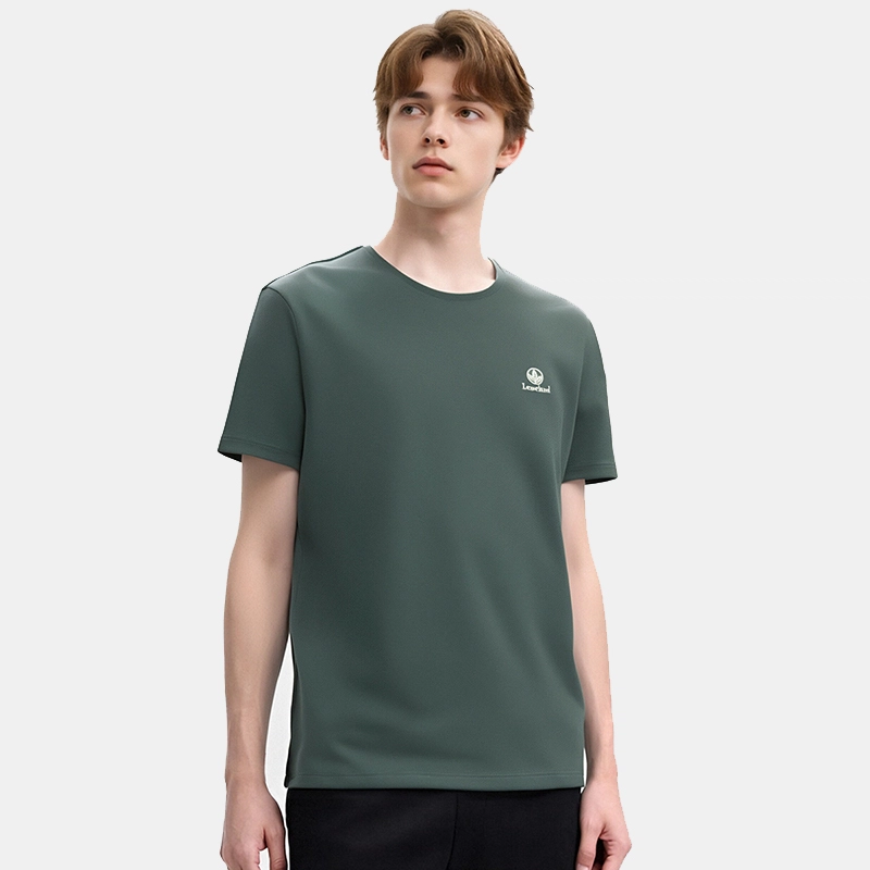 LEAVELAND T