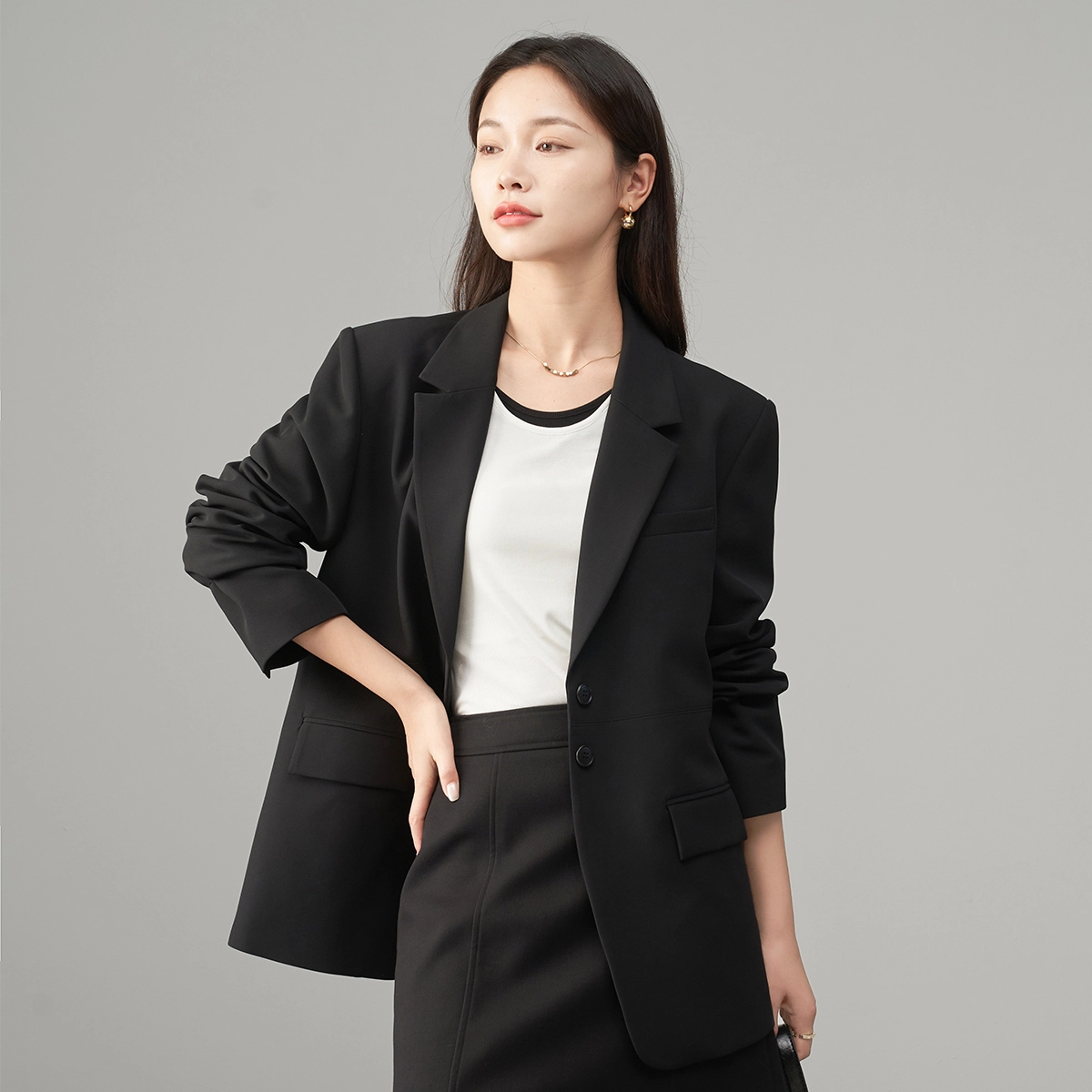 娅丽达 纯色宽松单排扣通勤宽松西装 女款
