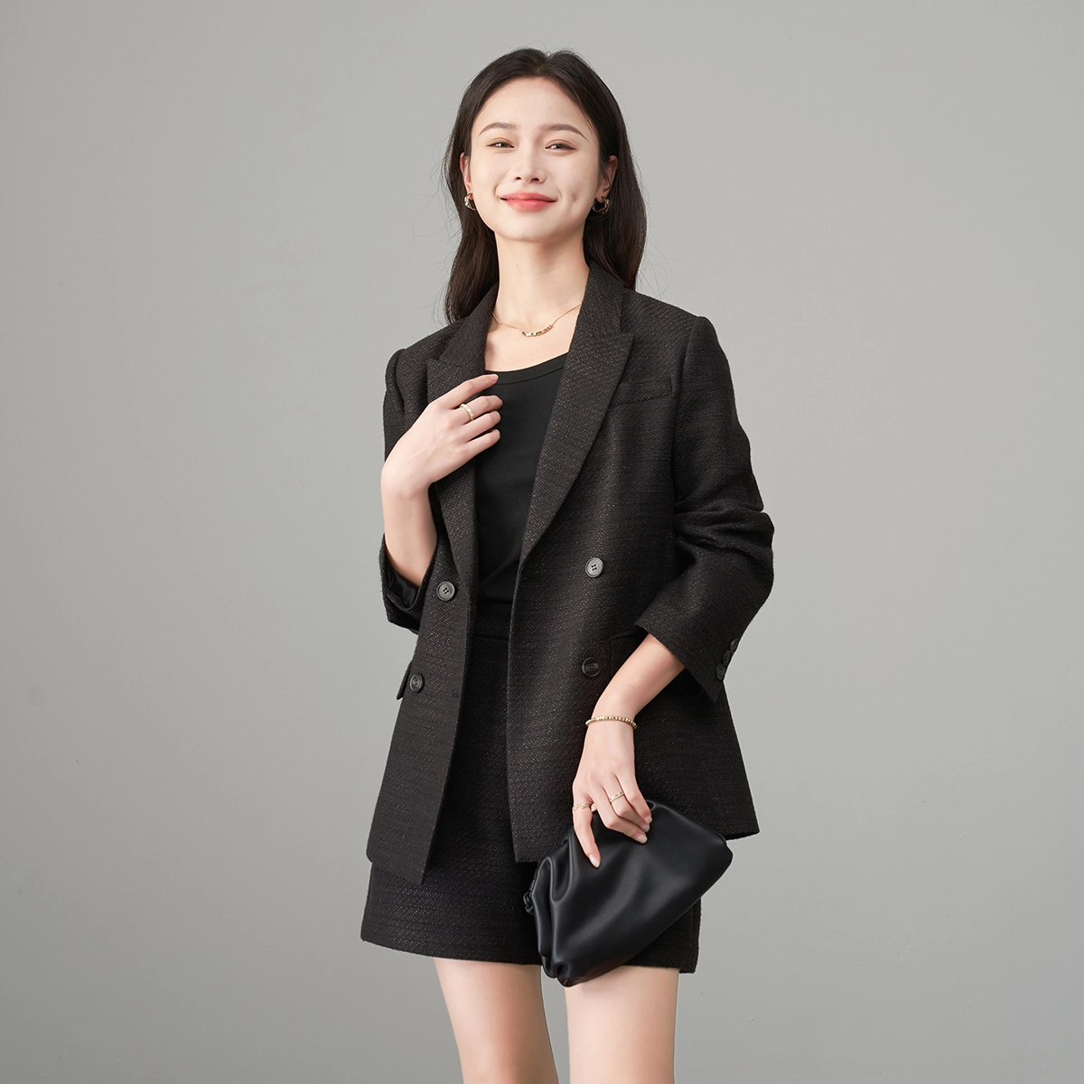 娅丽达 简约纯色双排扣时尚通勤西装 女款