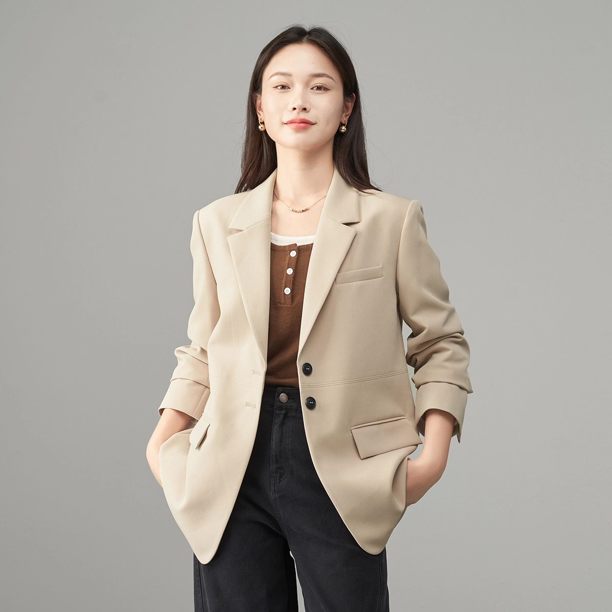 娅丽达 纯色宽松单排扣通勤宽松西装 女款