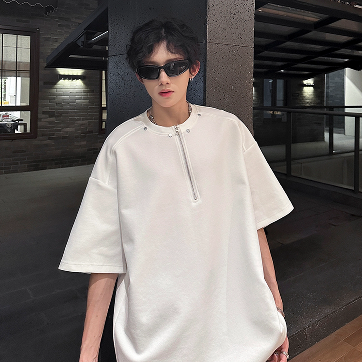 PAINT STAIN T