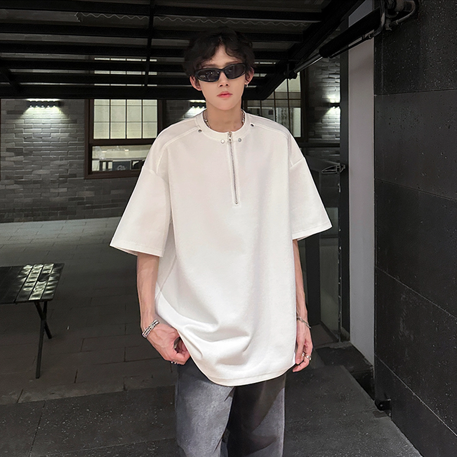 PAINT STAIN T