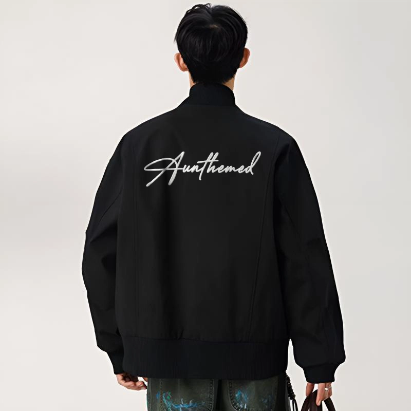 UNthemed cleanfitbomber