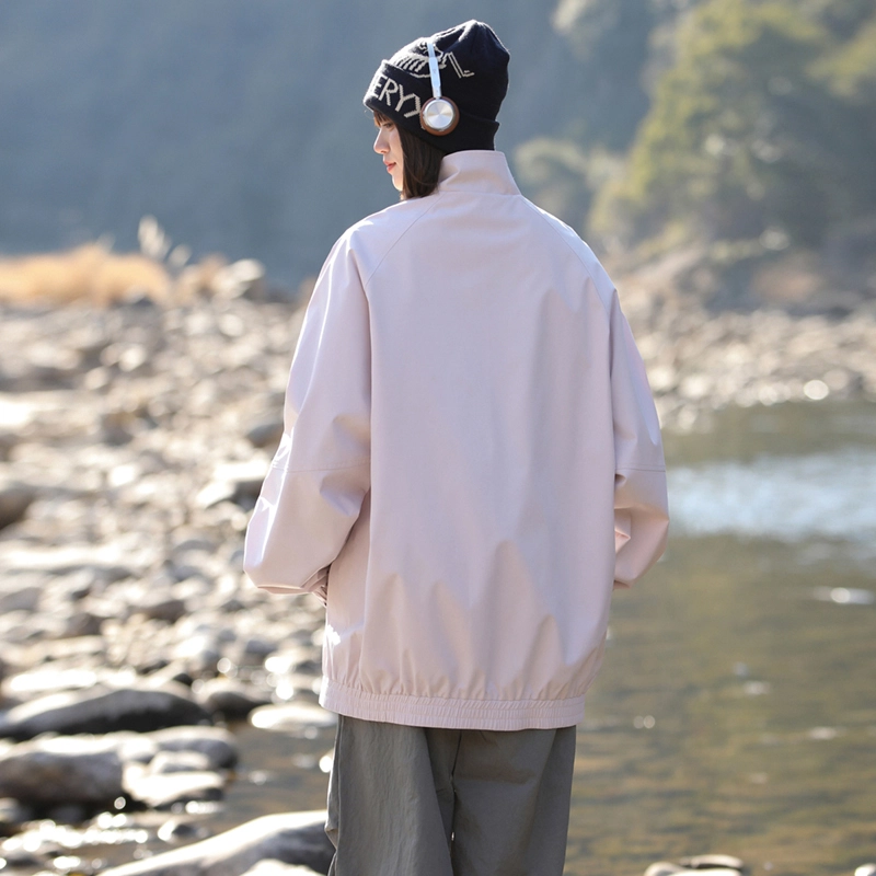UNthemed