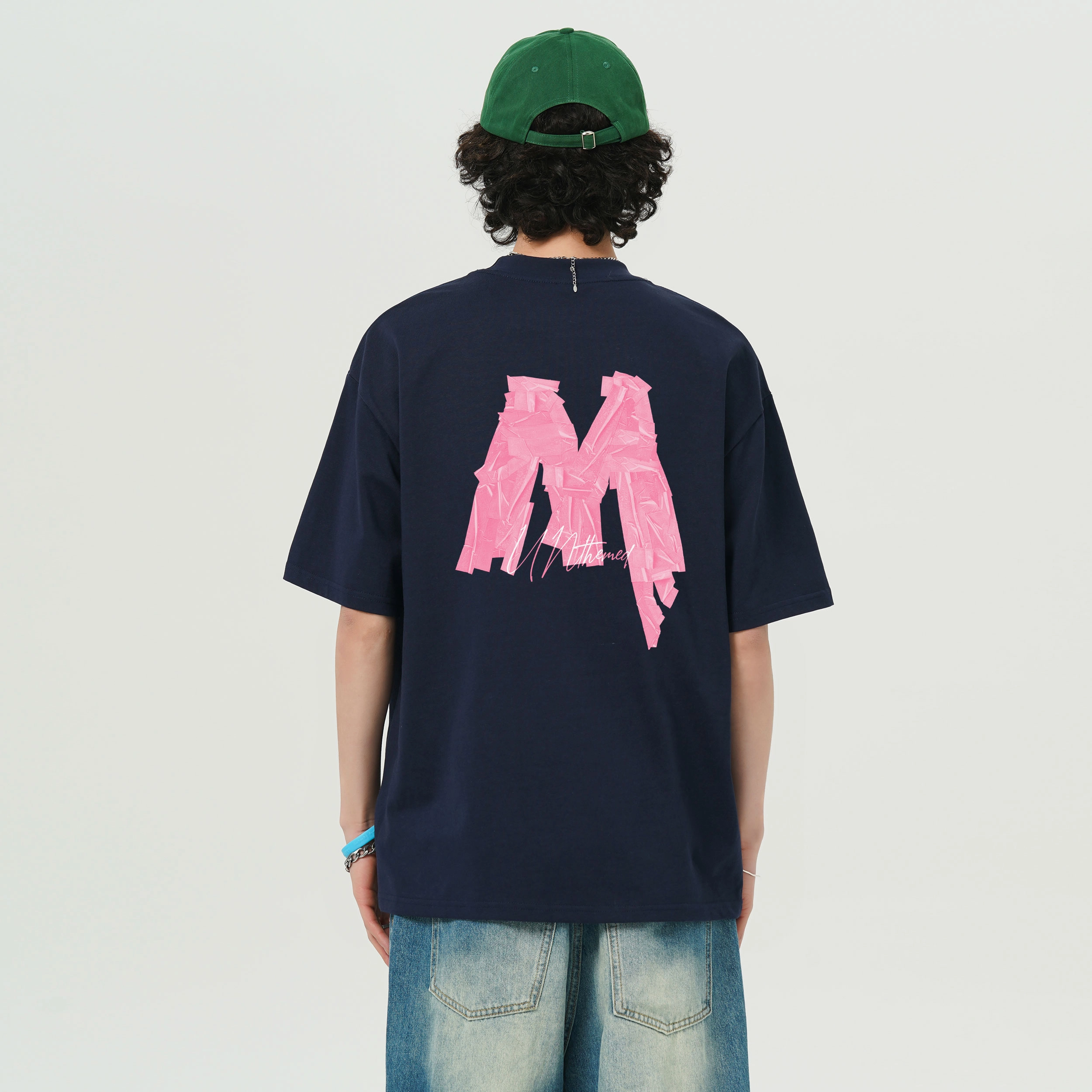 UNthemed T