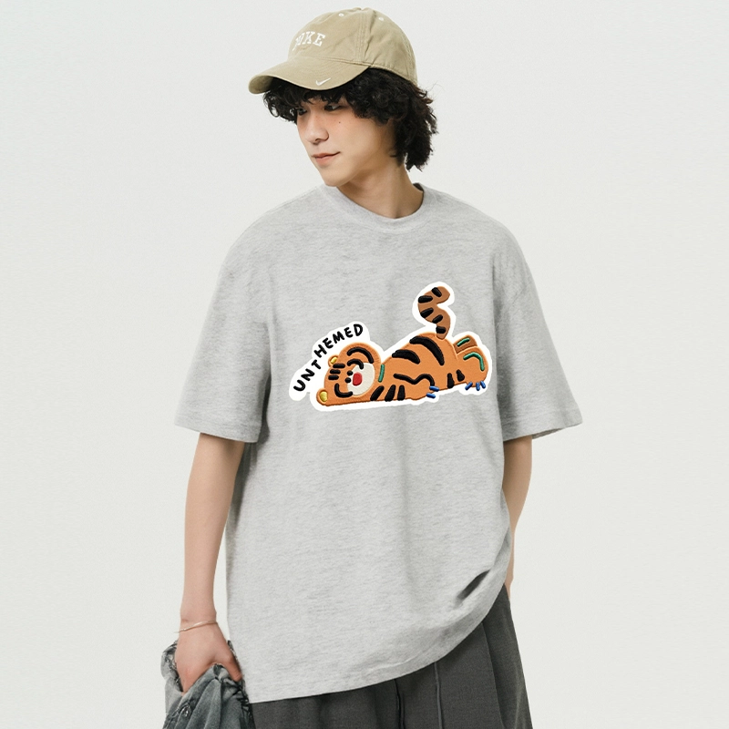 UNthemed T