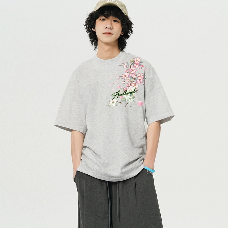 UNthemed T