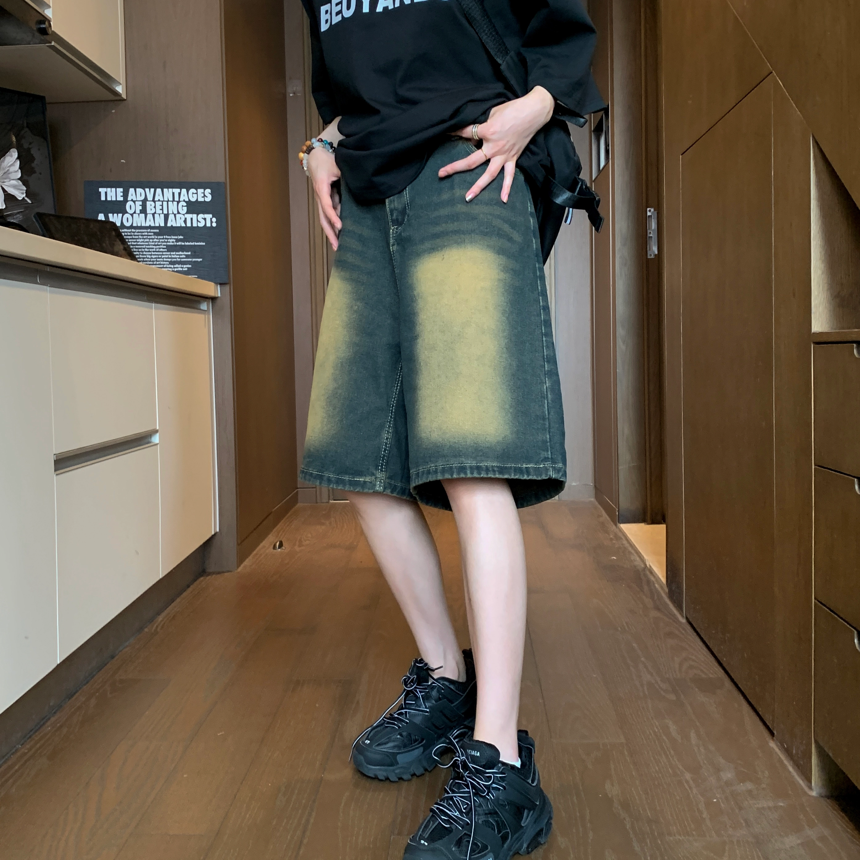 UNthemed vibe