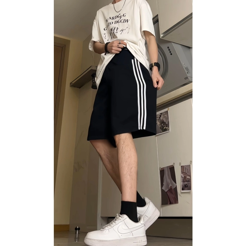 UNthemed