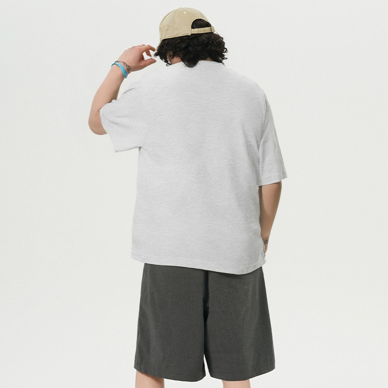UNthemed T