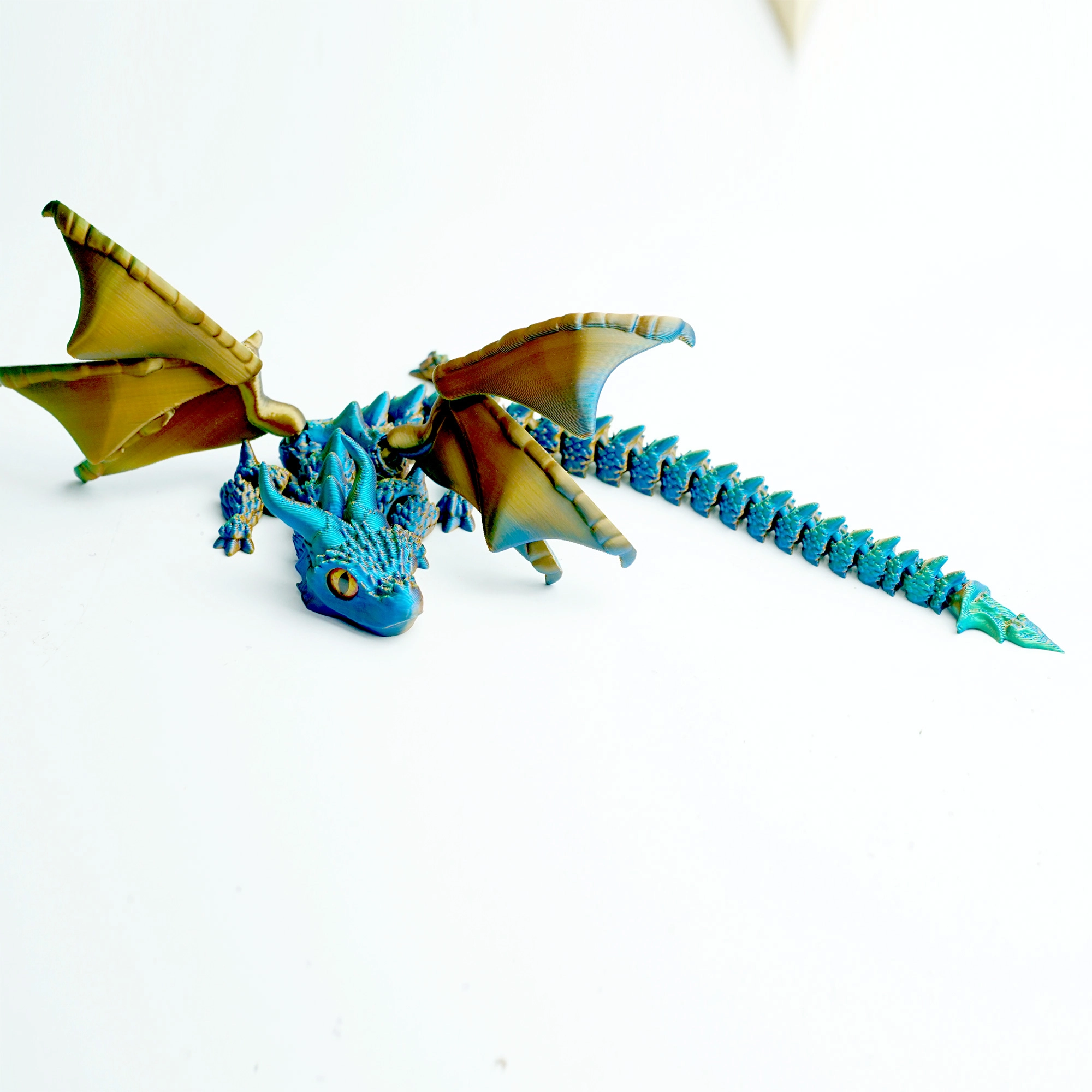 3D 28cm