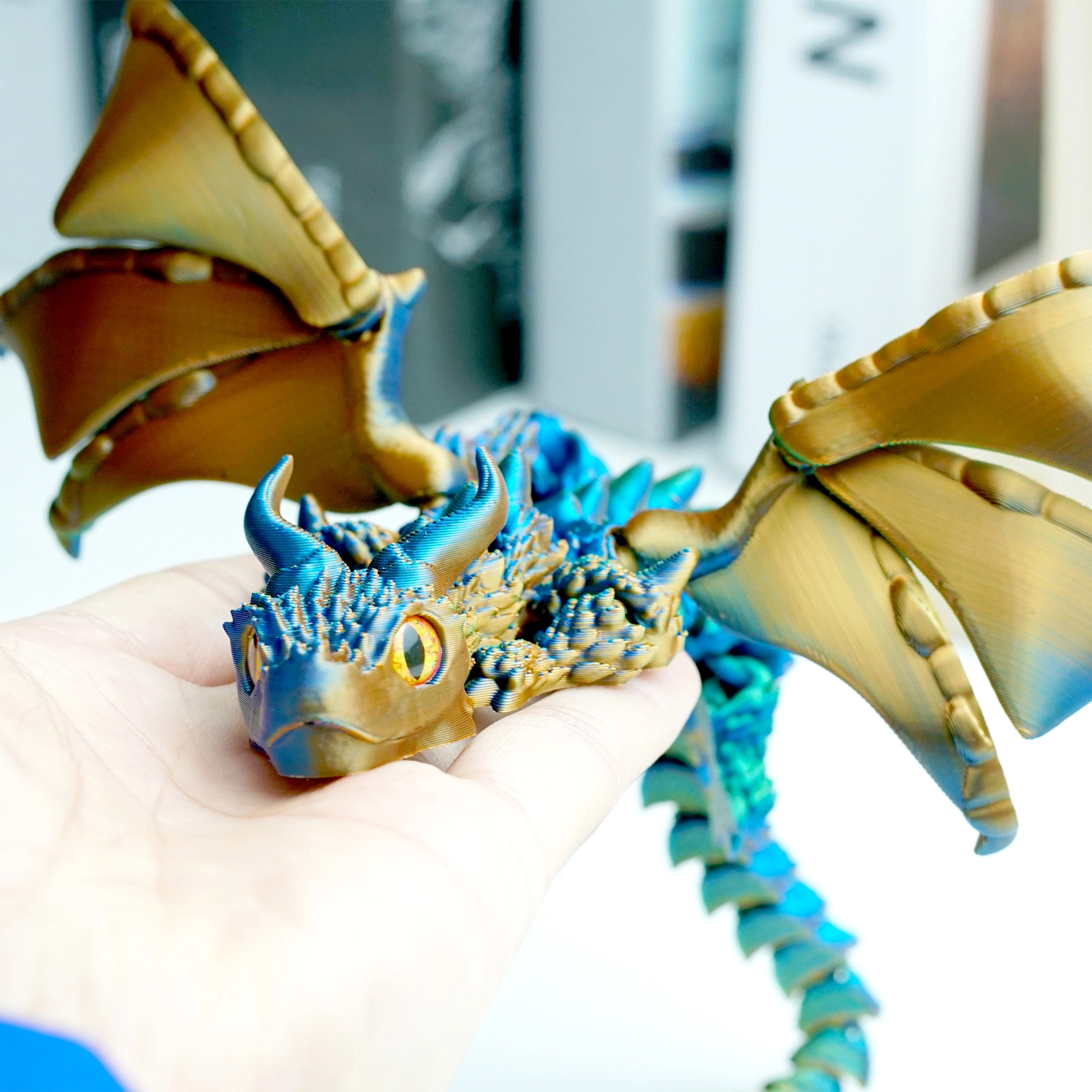 3D 28cm