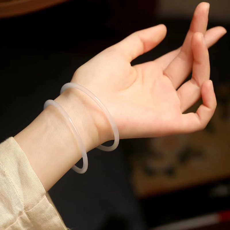 中兆珠宝 白月光叮当镯 精致轻奢典雅小众高级感 玉髓 手镯 女款