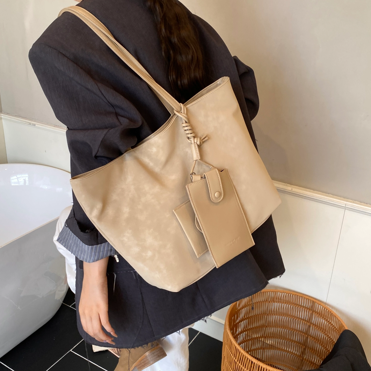 JIANGLIDA PU Tote