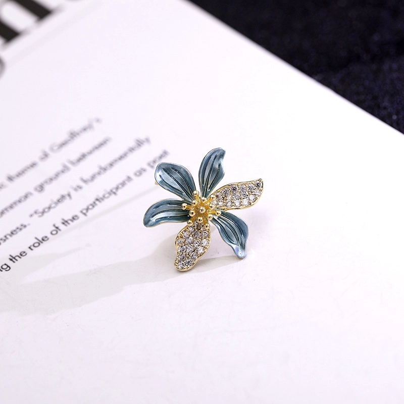 山一丸 小众胸花轻奢锆石固定衣服气质别针花朵百合花 环保铜 胸针 女款