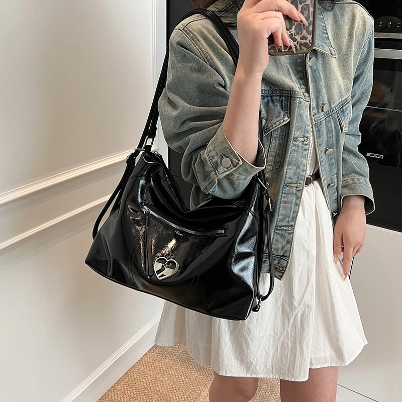 WORM'S HOME ins PU Tote