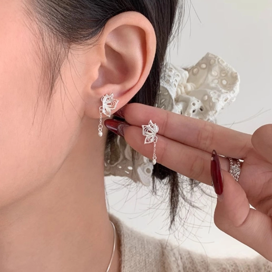 素 蝴蝶小流苏轻奢高级感小众精致耳饰气质时尚#好运 合金 耳环 女款