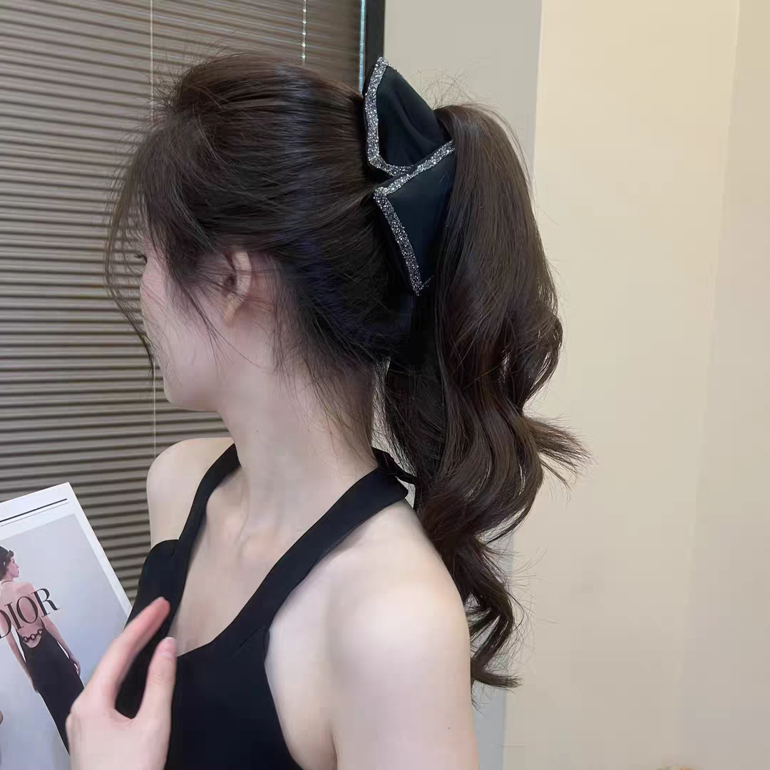 素 奥黛丽赫本 优雅轻奢百搭抓夹三角钻边抓夹 锆石 发夹 女款