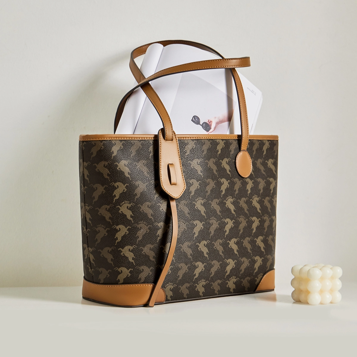 15 MINS PVC Tote