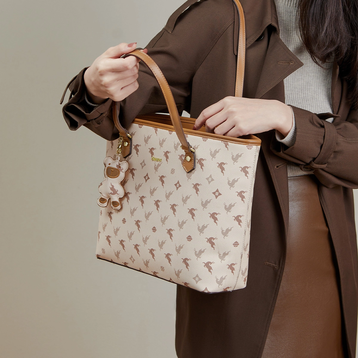15 MINS PVC Tote