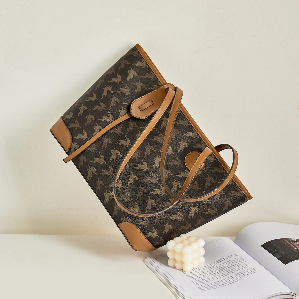 15 MINS PVC Tote
