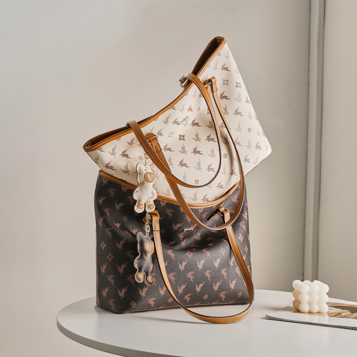 15 MINS PVC Tote