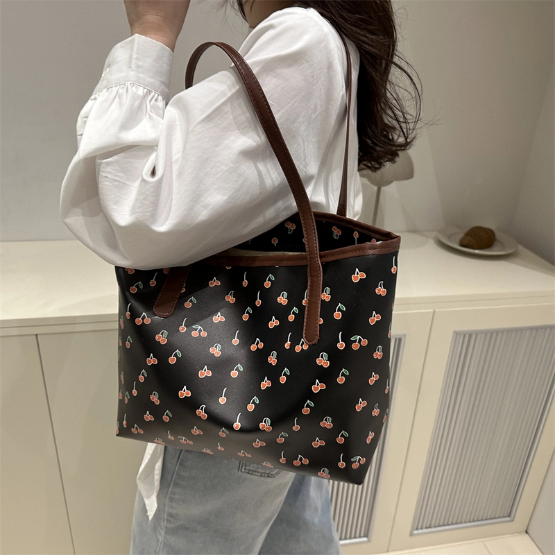 LOUIS ROYALN PU Tote