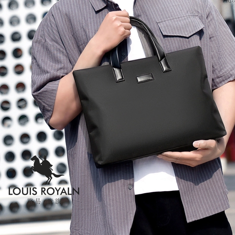 LOUIS ROYALN