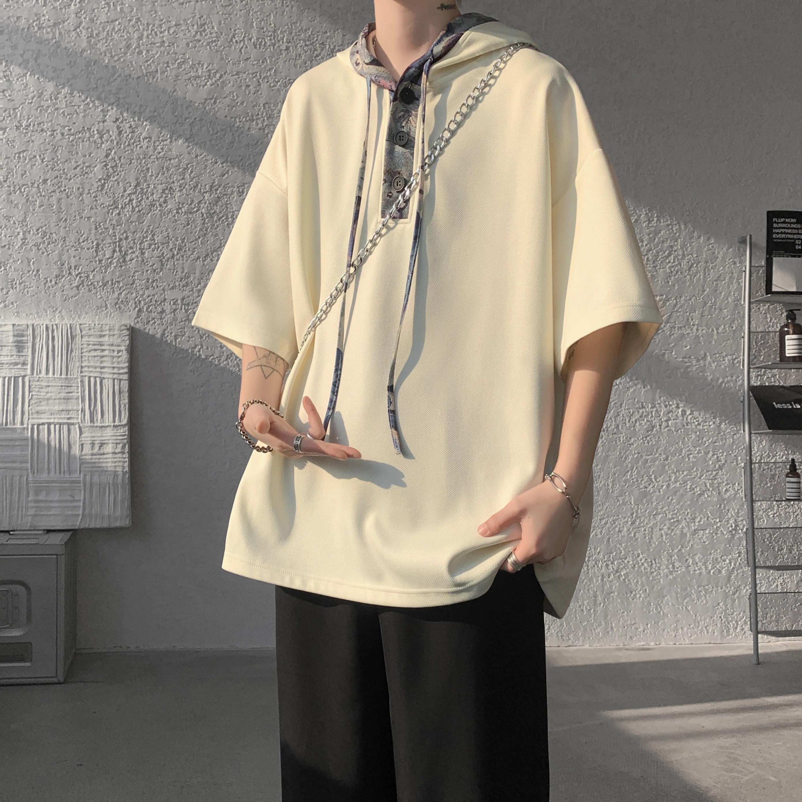 ADOONGA T