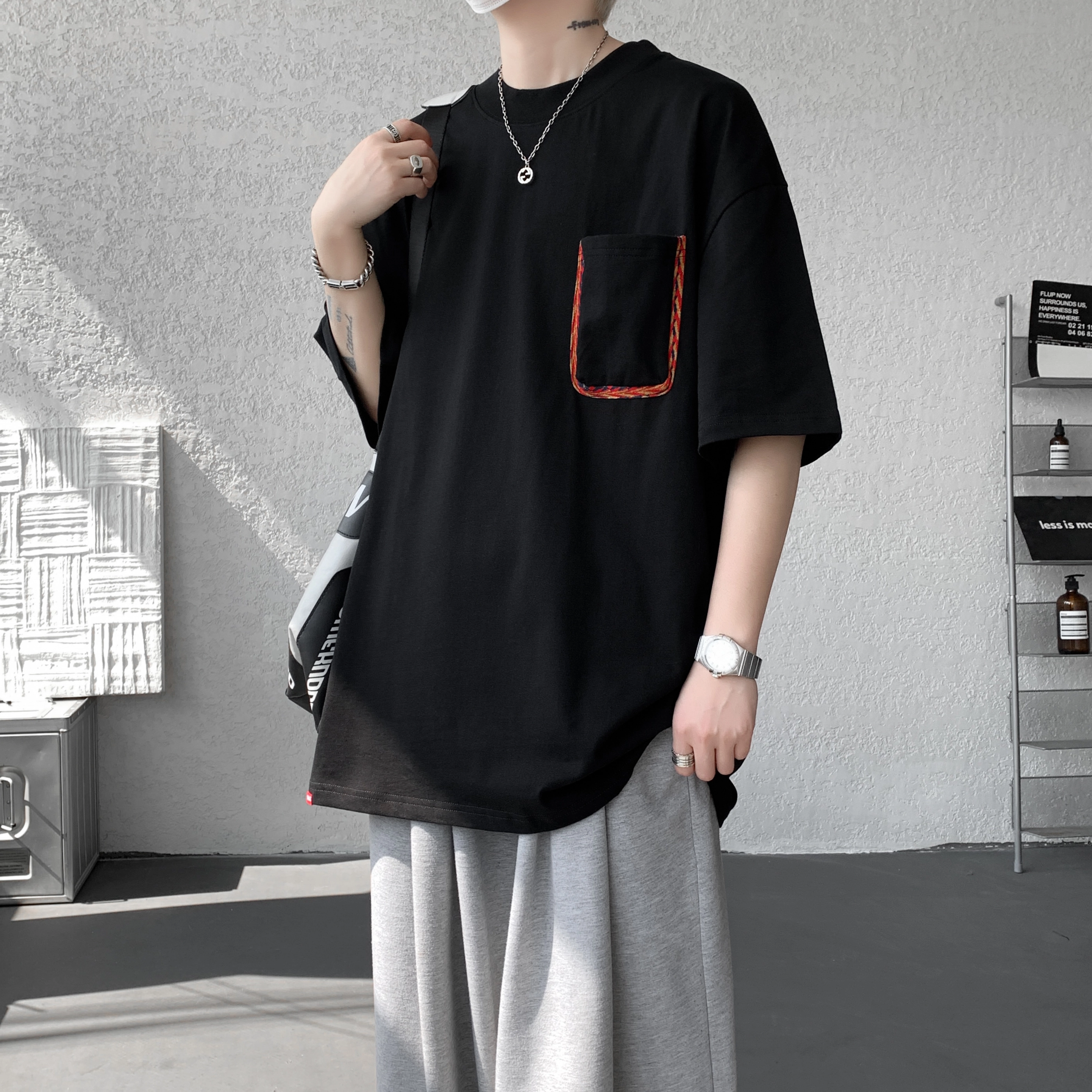 ADOONGA T