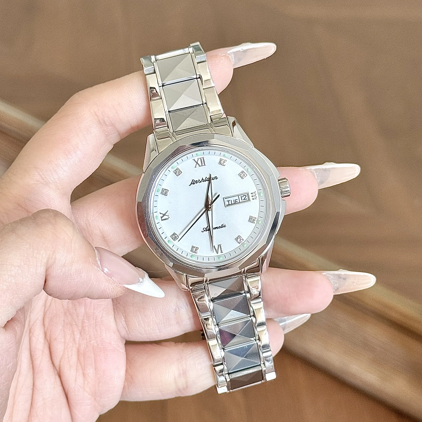 50 JSD.8813N