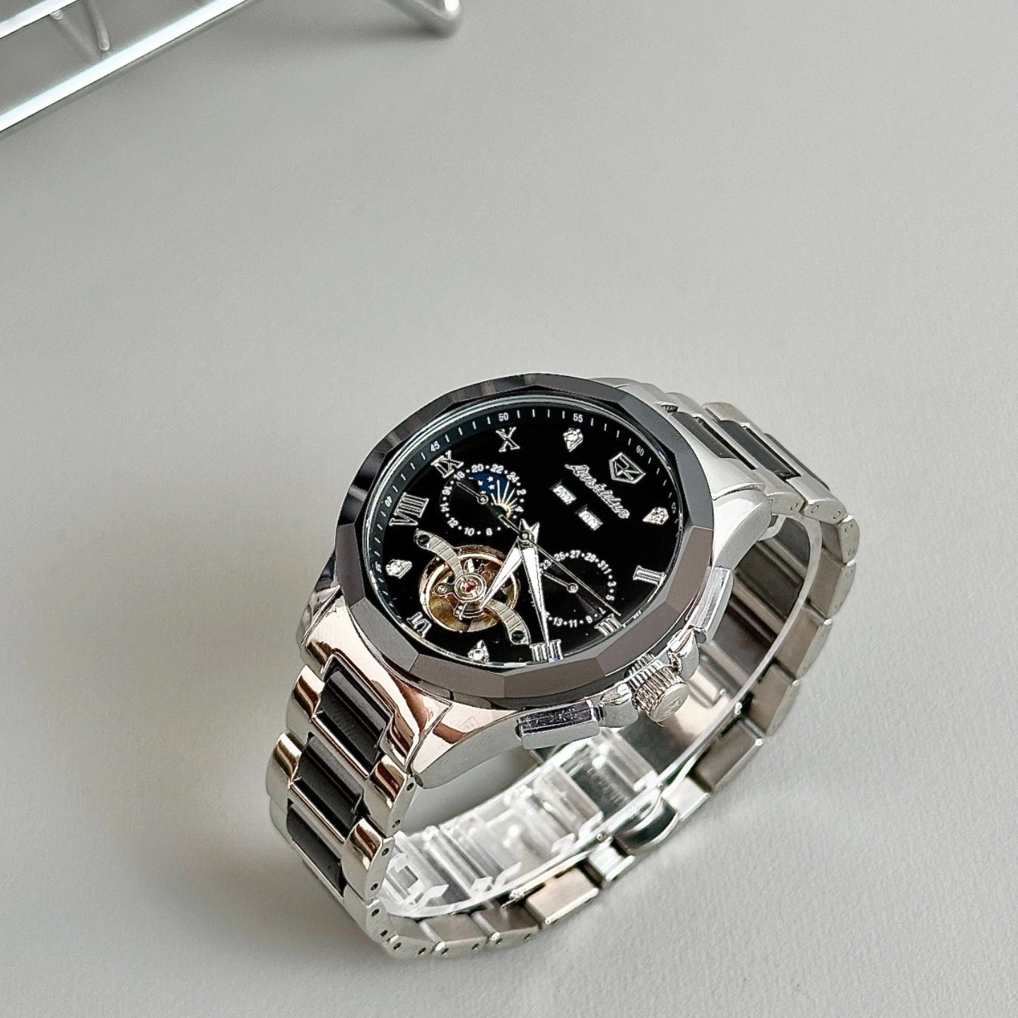 JSD. 8949