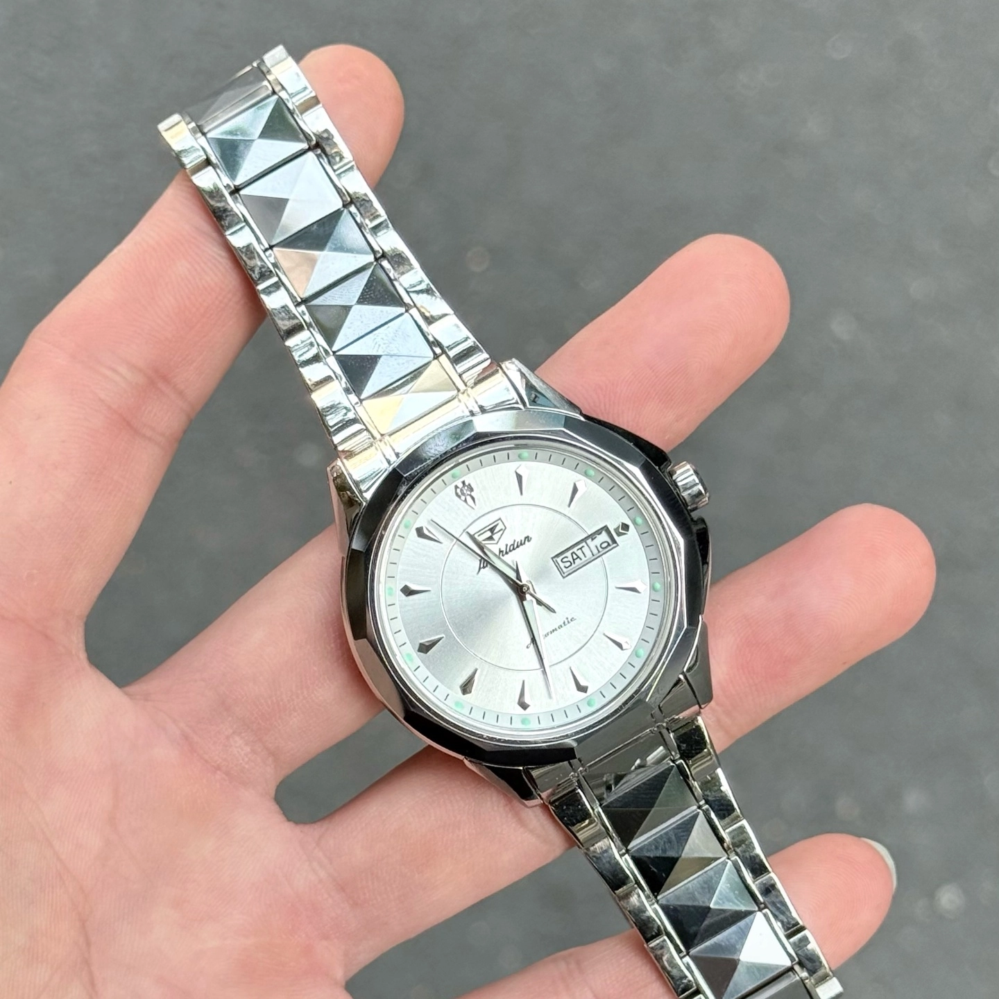 50 JSD.8936N