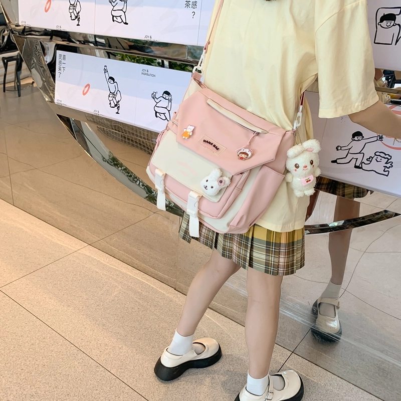 宝琳卡 小清新日系简约韩版时尚潮流百搭 尼龙 斜挎单肩包 常规 女款 多色