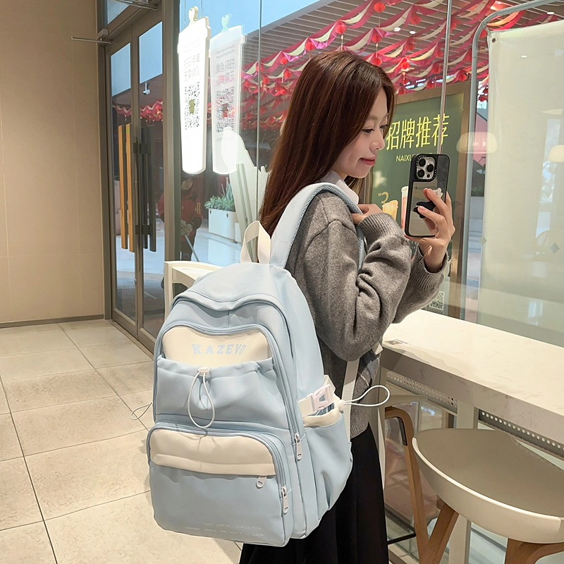 宝琳卡 时尚简约高颜值百搭 尼龙 双肩包 女款 多色