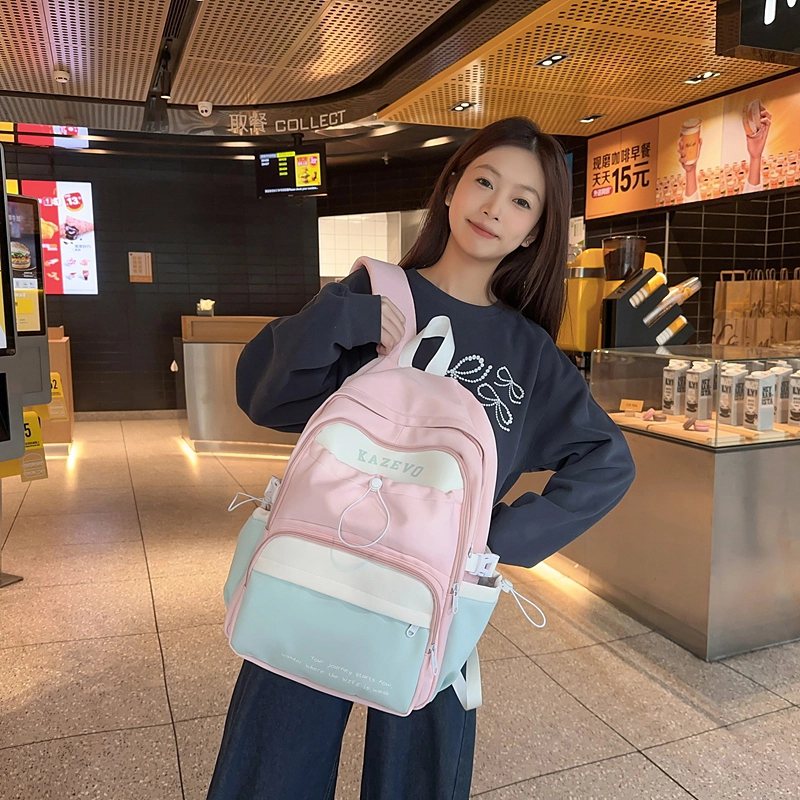 宝琳卡 时尚简约高颜值百搭 尼龙 双肩包 女款 多色