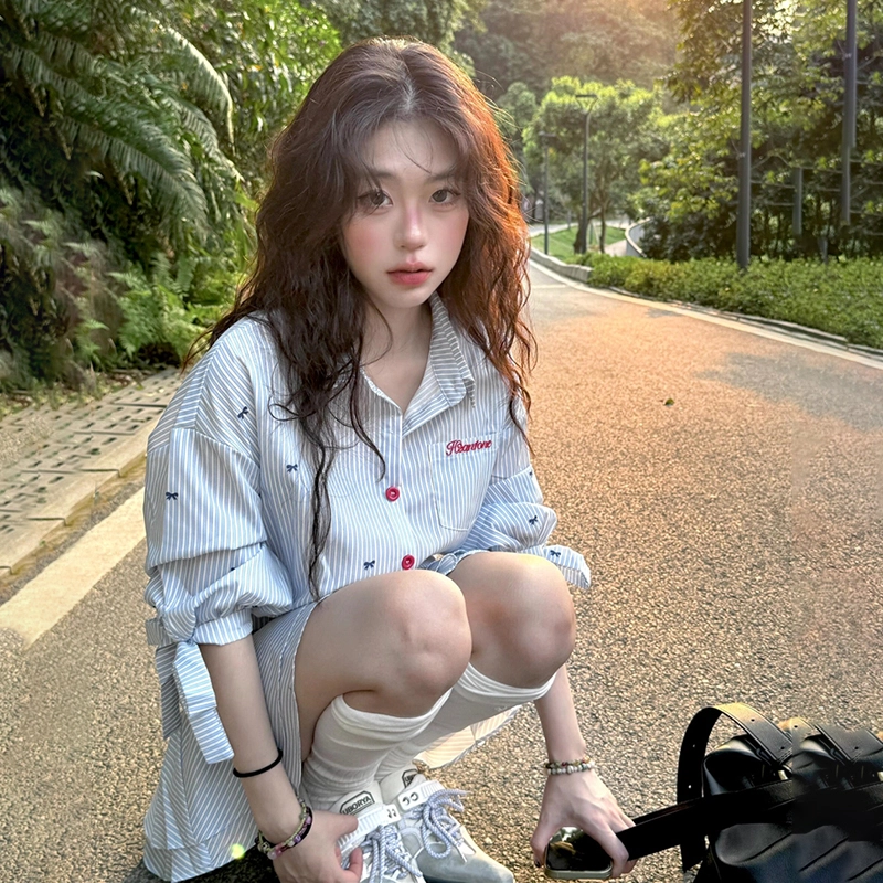 玉儿恋 学院风蓝白条纹假两件翻领中袖收腰荷叶边百褶衬衫裙短袖连衣裙 女款 蓝色蓝白条纹