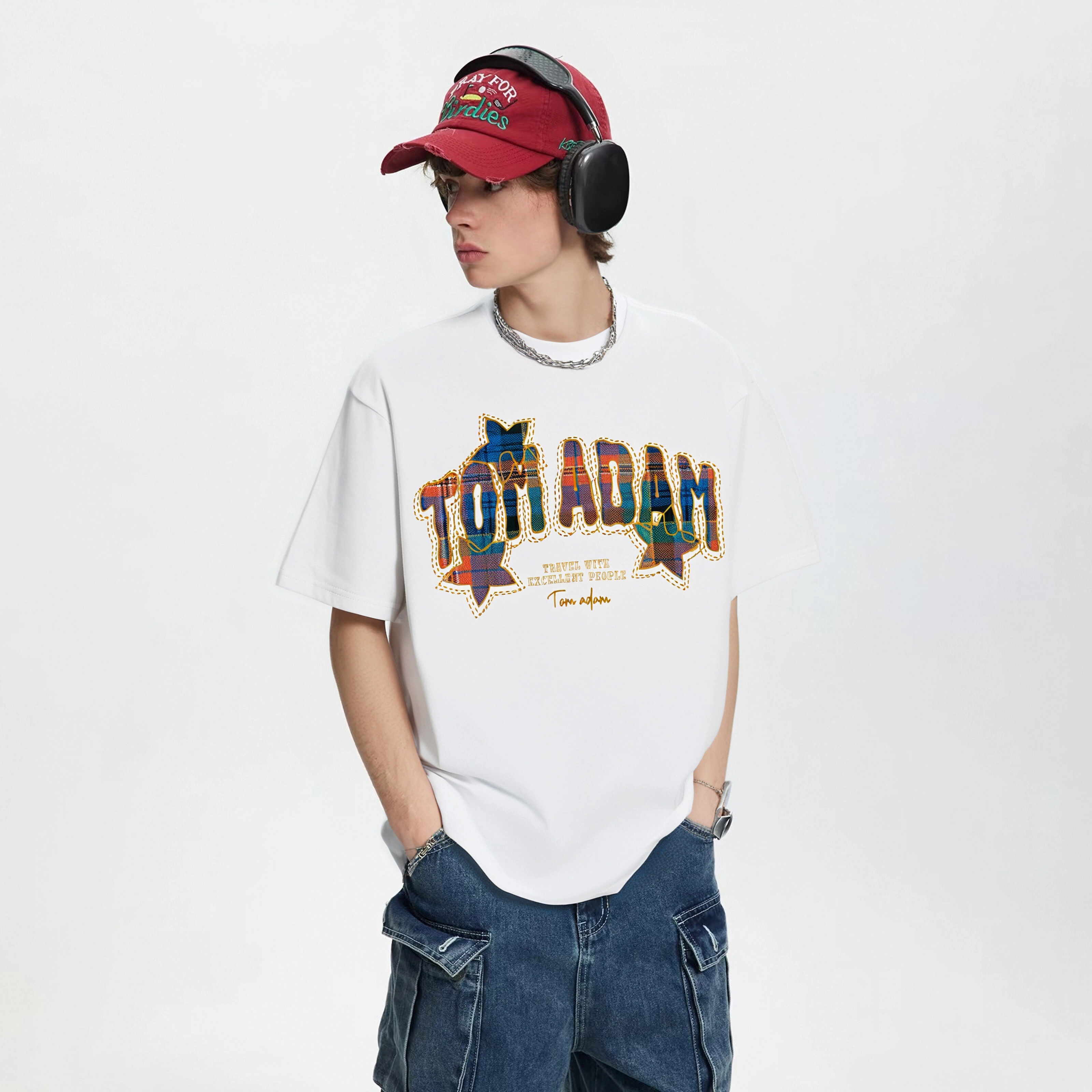 TOM ADAM T