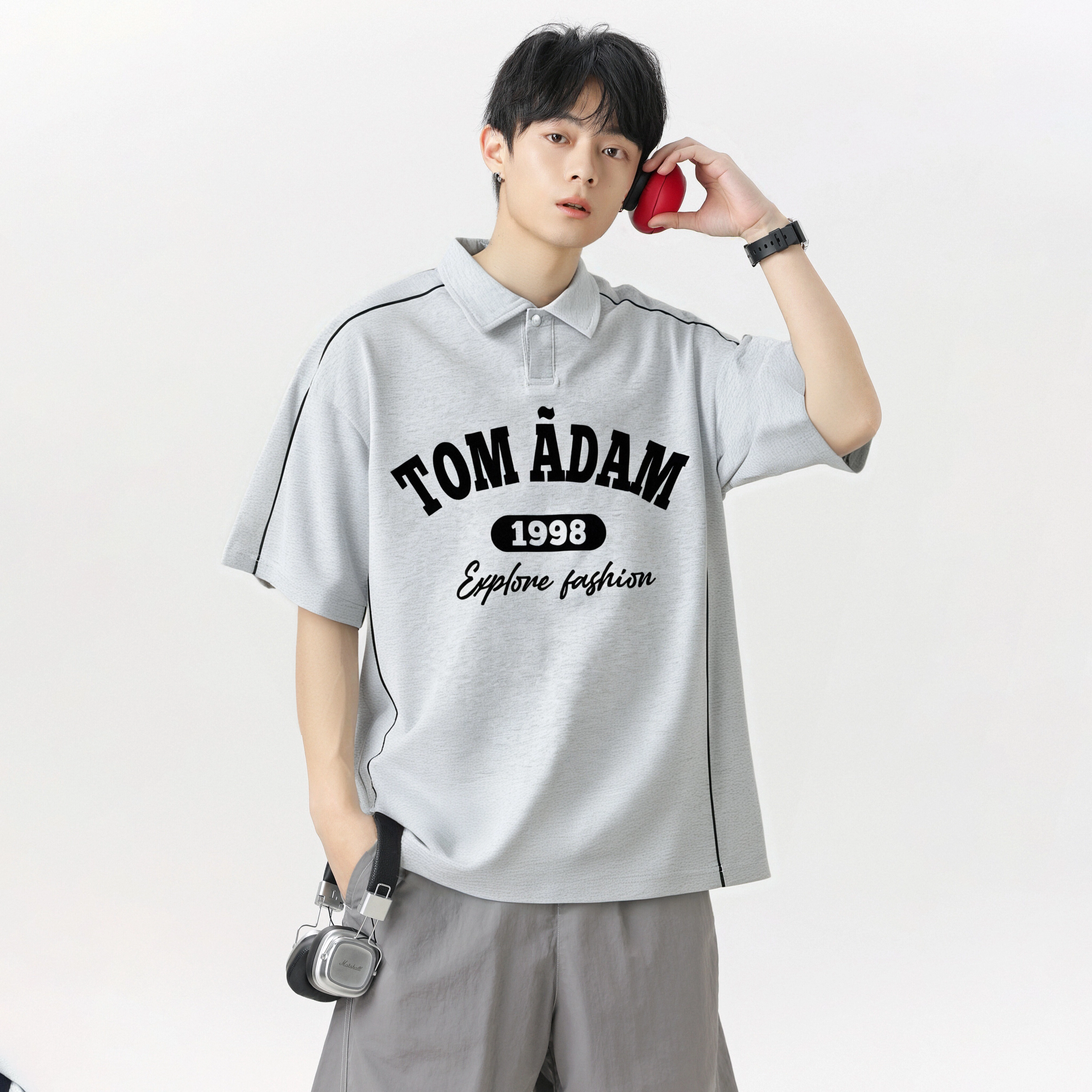 TOM ADAM T