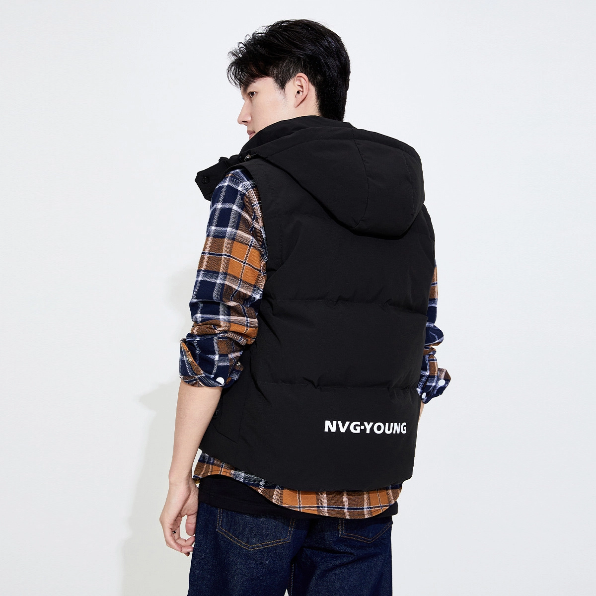 NAVIGARE X YOUNG