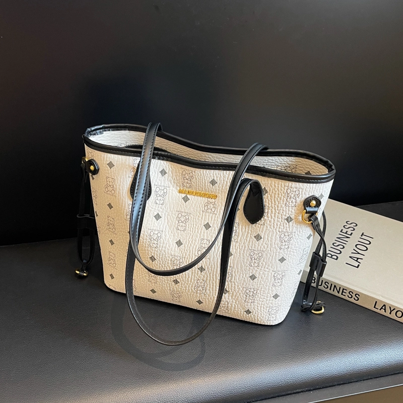 LARTIGENT PU Tote
