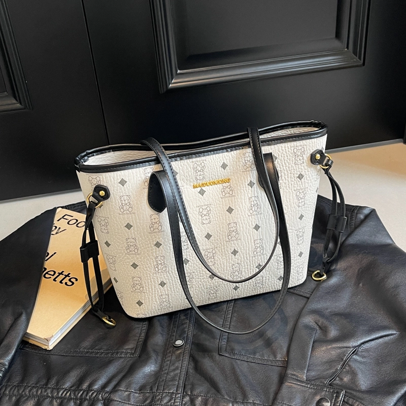 LARTIGENT PU Tote