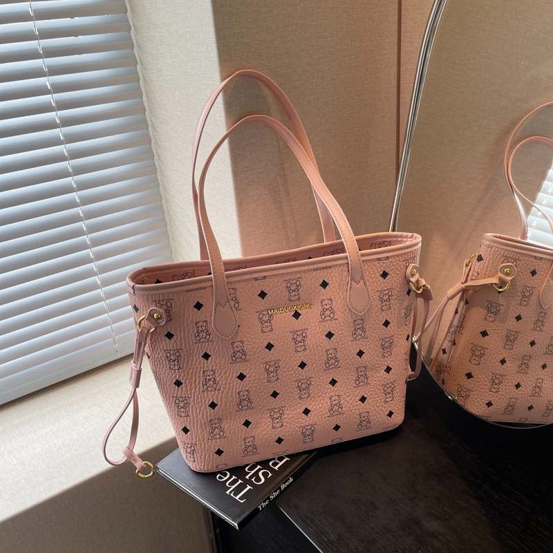 LARTIGENT PU Tote