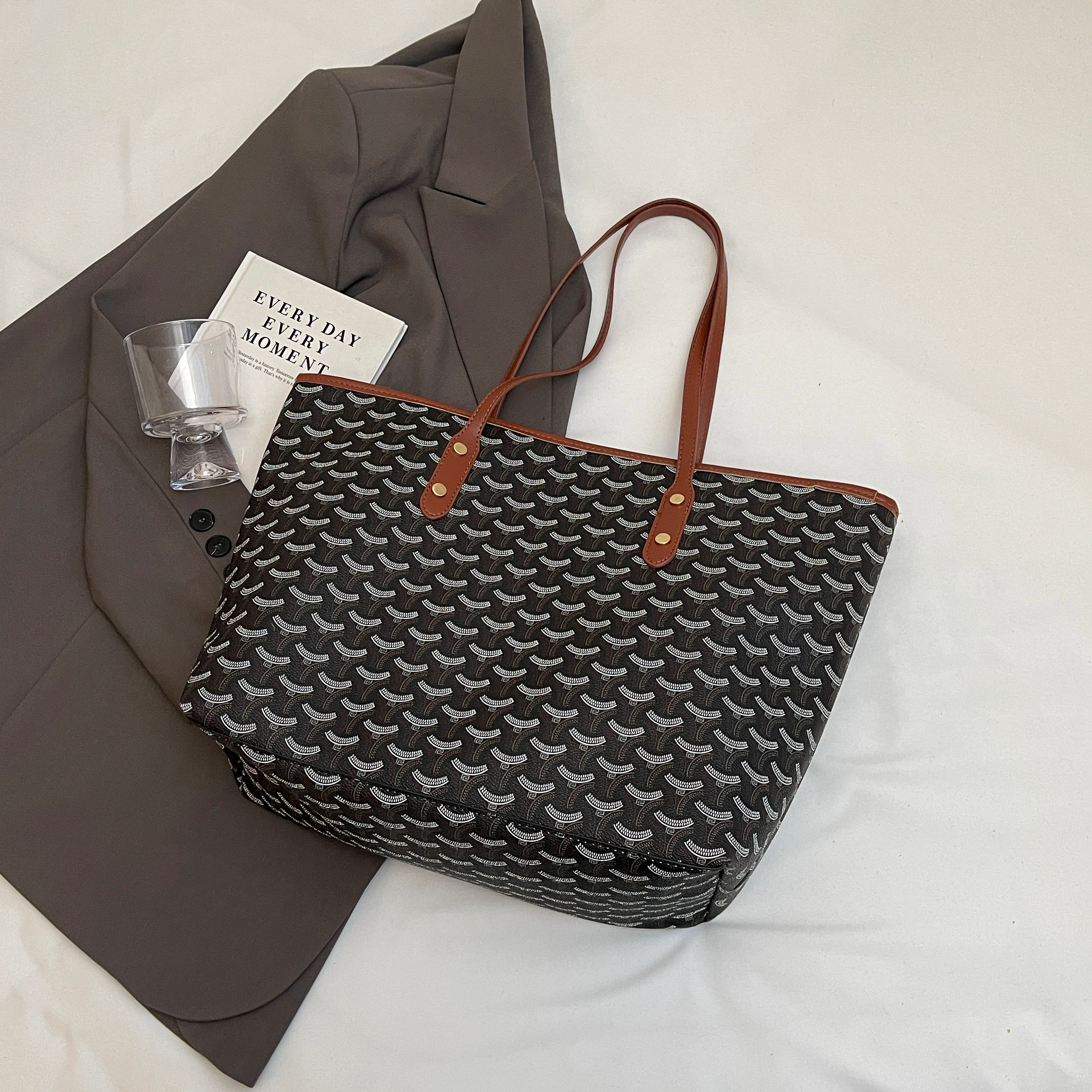 LARTIGENT PU Tote
