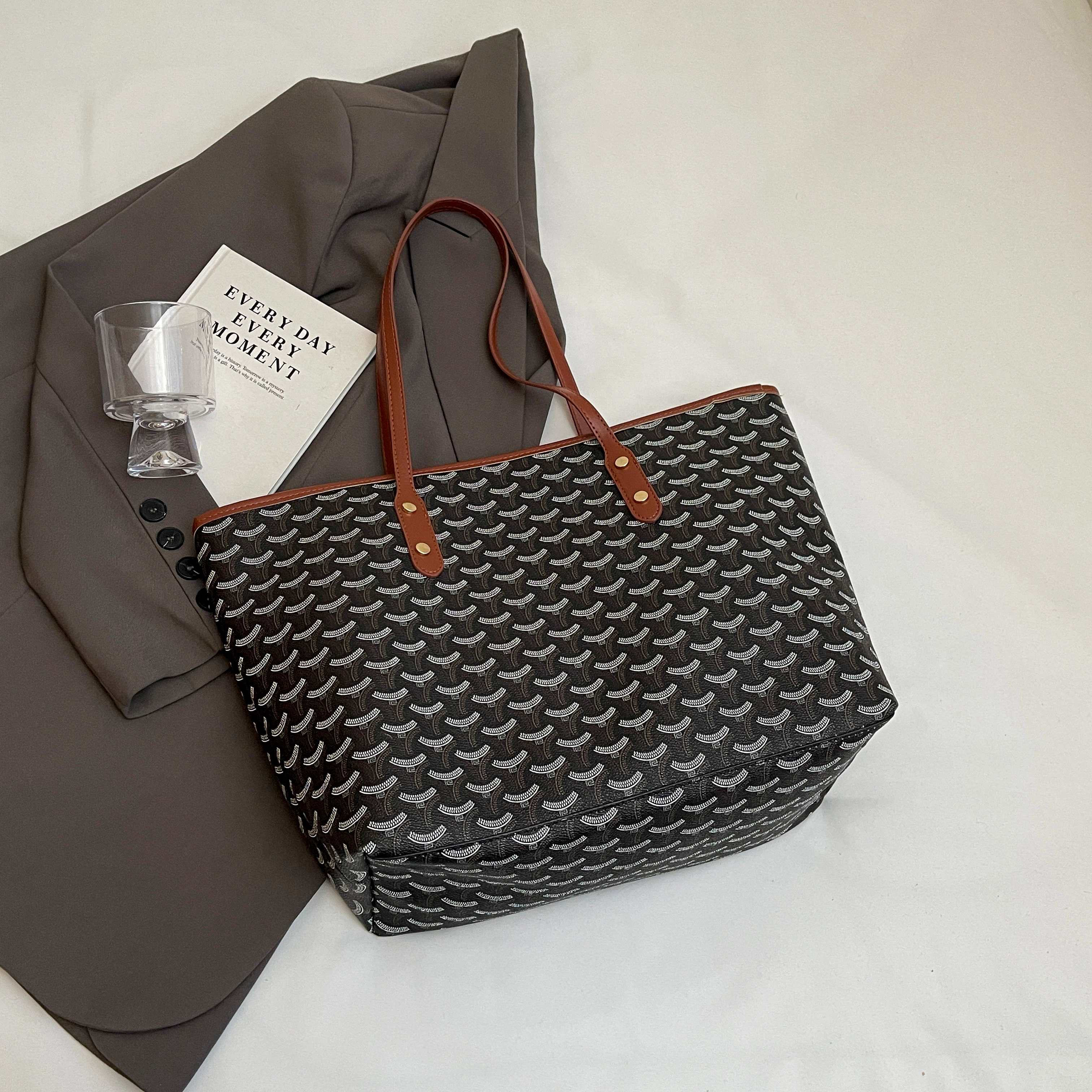 LARTIGENT PU Tote