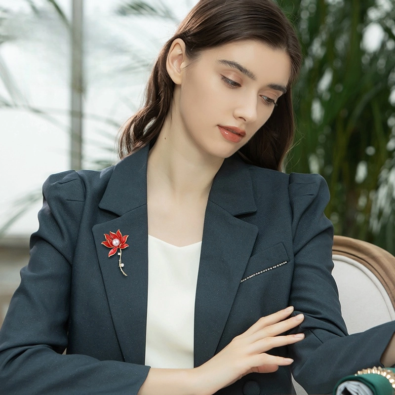 兰盈 莲花水晶轻奢小众胸花原创设计 合金 胸针 男女同款情侣款