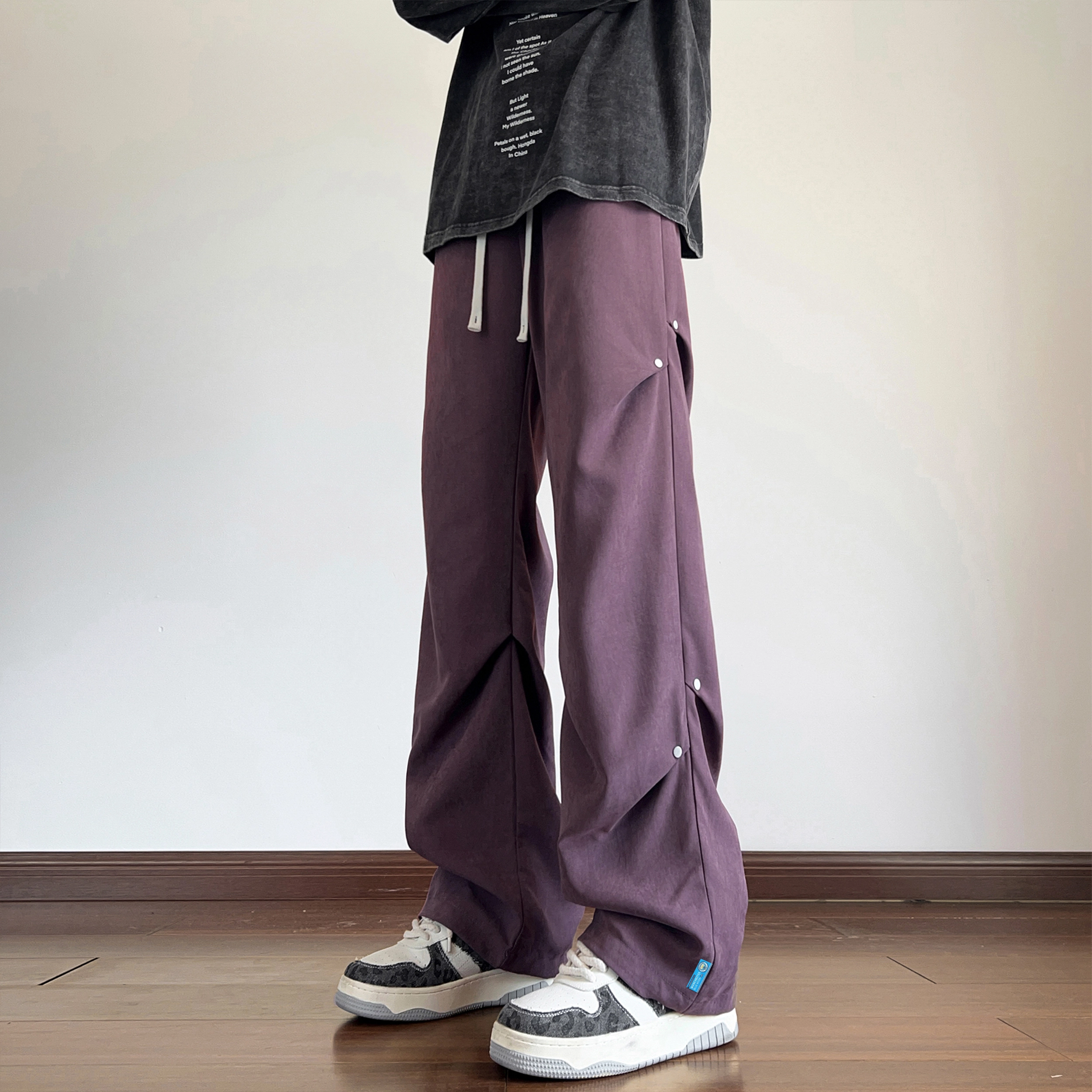 曼城 美式高街学院风桃皮绒褶皱铆钉设计拖地裤宽松百搭直筒潮流休闲裤 男女同款