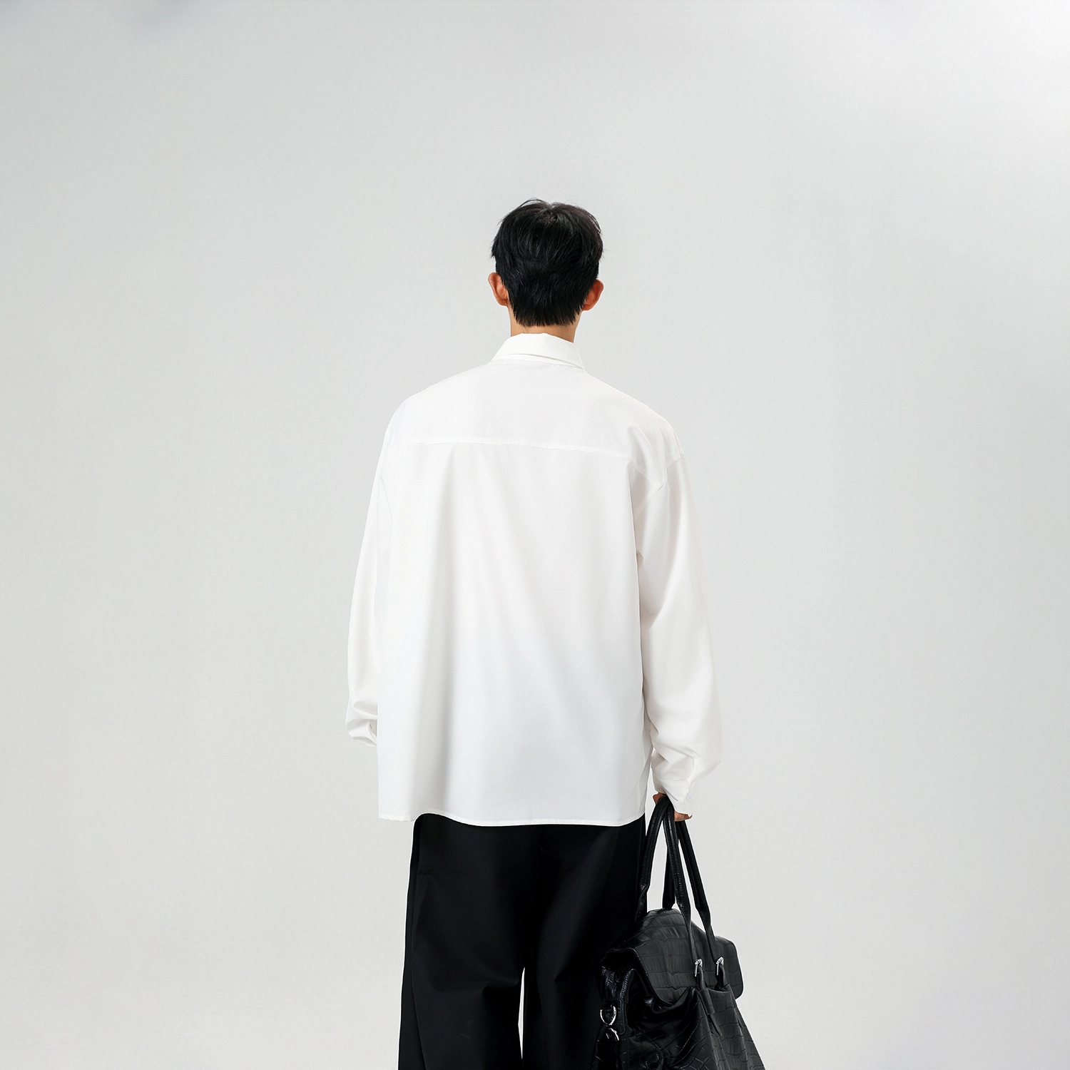 曼城 简约纯色商务毕业季礼赠谢师恩利落正装通勤新郎婚礼婚庆百搭职场西服内搭大码宽松休闲长袖衬衫 男女同款